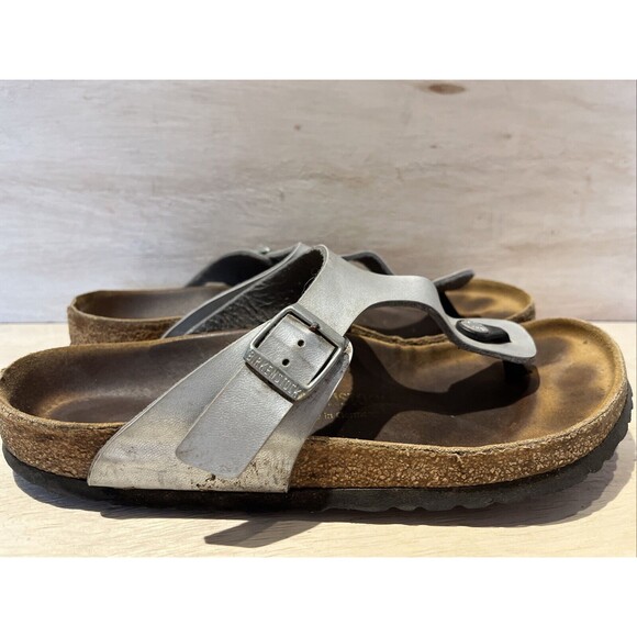 Birkenstock Gizeh Silver Sandal Slip on Shoe Womens Size 41 US 10 10.5 - Picture 4 of 9